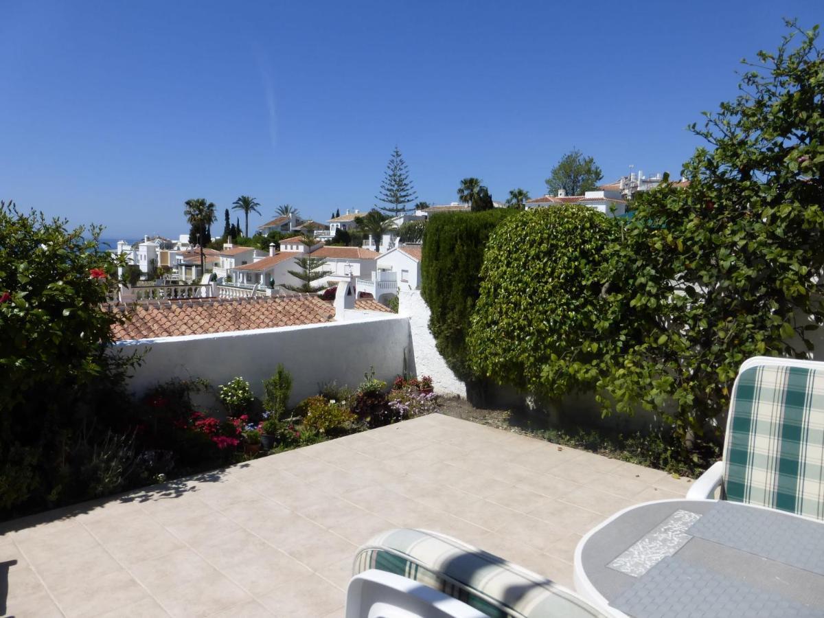 Pueblo Chimenea Villa Nerja Exteriör bild