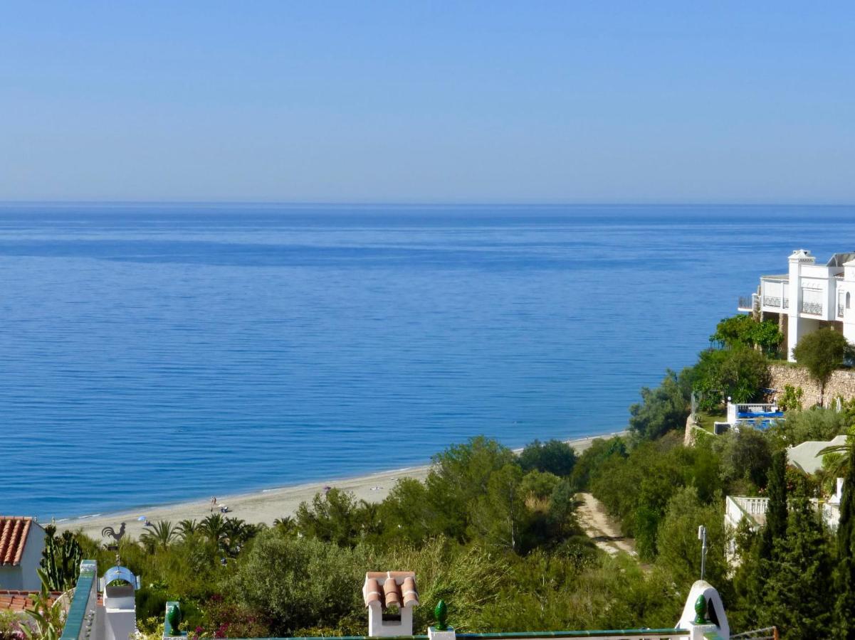 Pueblo Chimenea Villa Nerja Exteriör bild